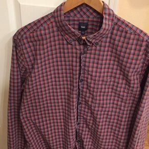 Men’s long sleeve button down shirt